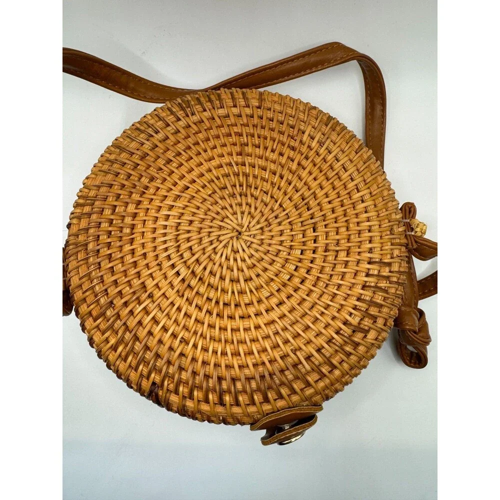Round Circle Rattan Purse Crossbody Wicker Handwoven 8" Bag Purse Summer & Rose - Picture 4 of 10